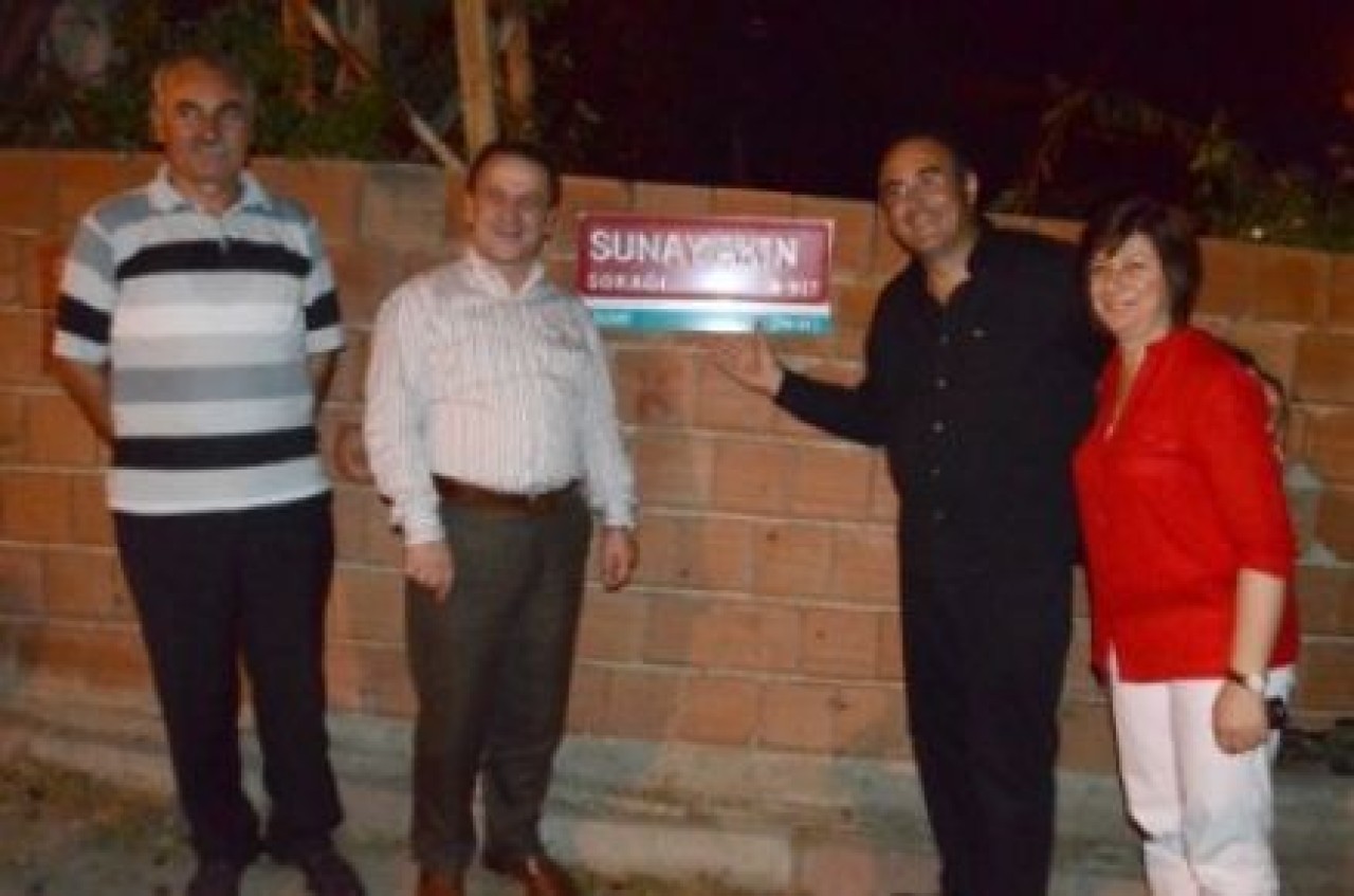 SUNAY AKIN ARTIK HERGÜN GÜMÜŞYAKA’DA