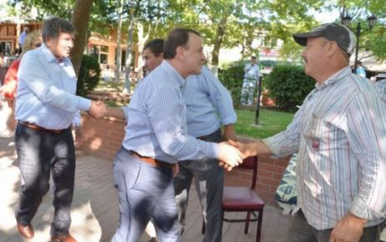 Işıklar Mahallelerde Hemşerileriyle Bayramlaştı