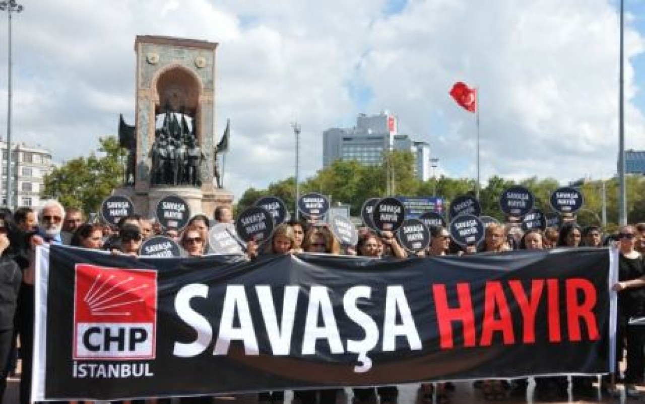 CHP'liler 'Savaşa Hayır' dediler
