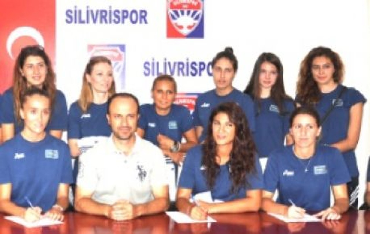 SİLİVRİ’DEN VOLEYBOL ÇIKARMASI