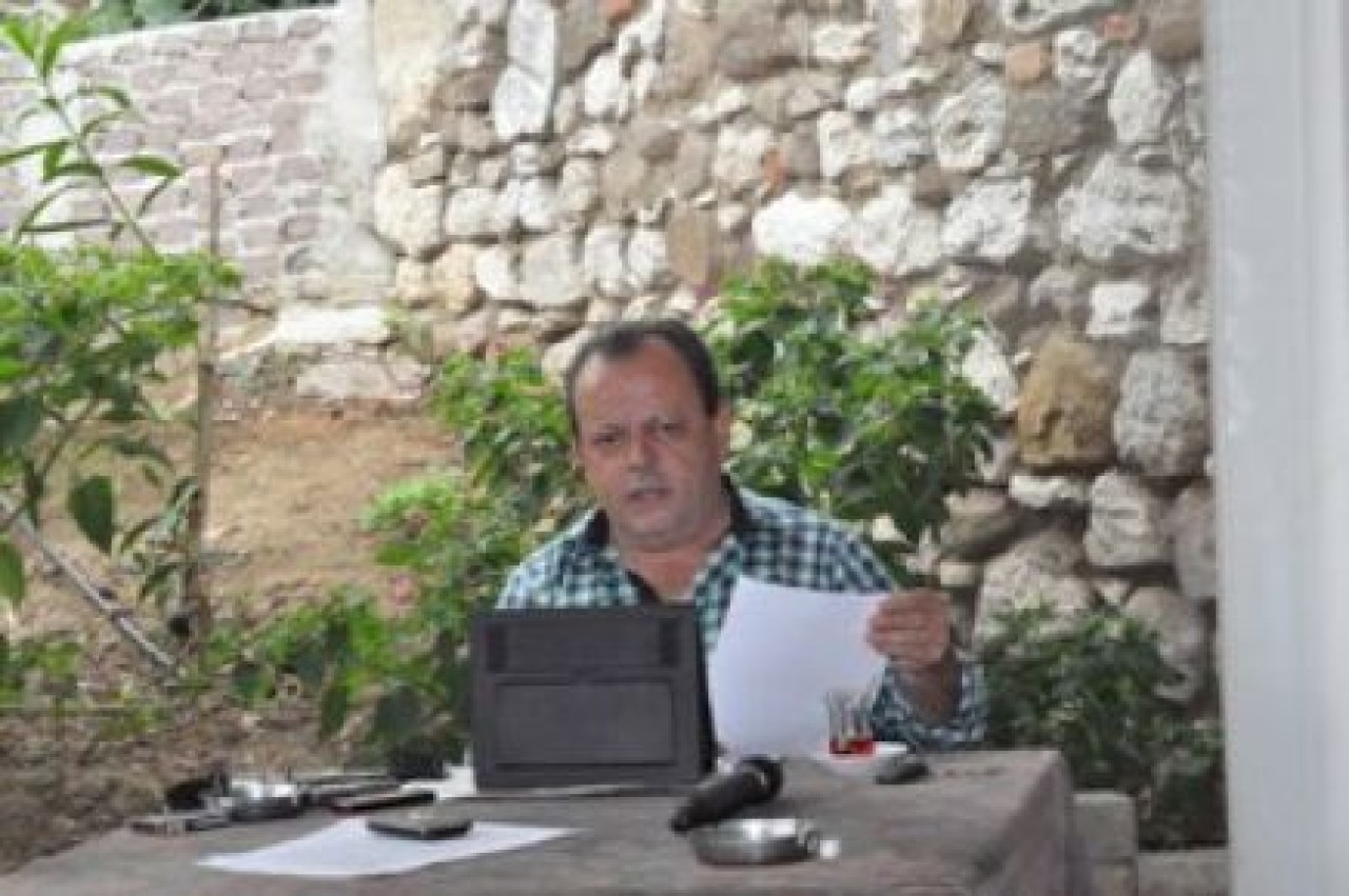 Kandemir açtı ağzını yumdu gözünü