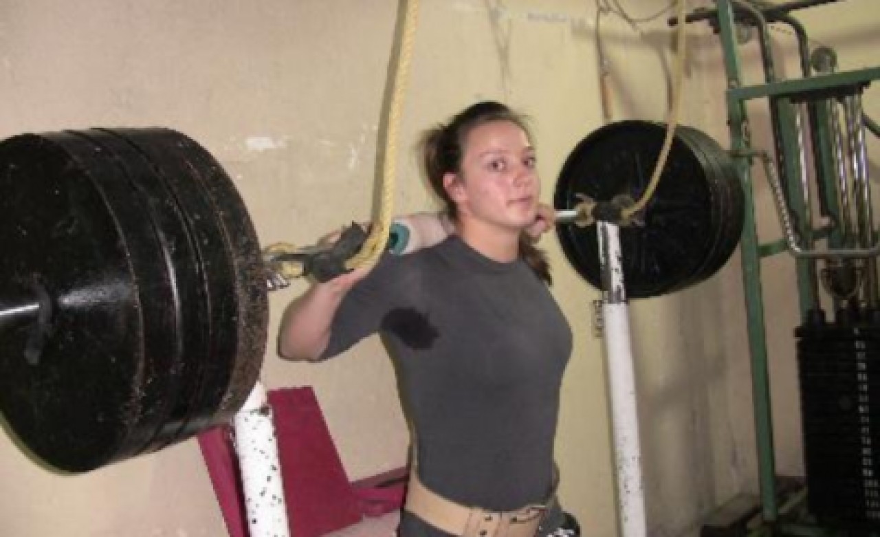 Olimpiyatlara 10 metrekarede hazırlanıyor