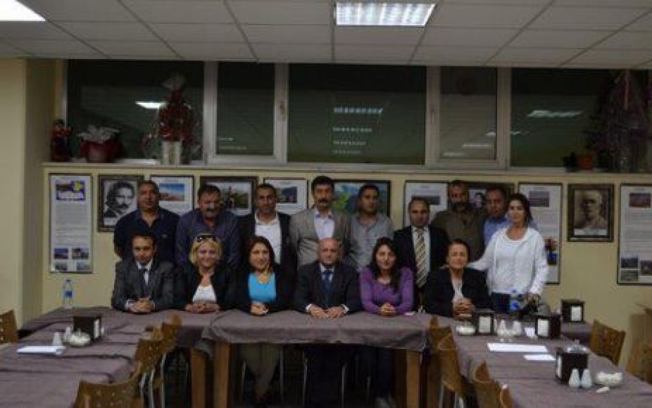 Ardahan Kültürevinden dev panel