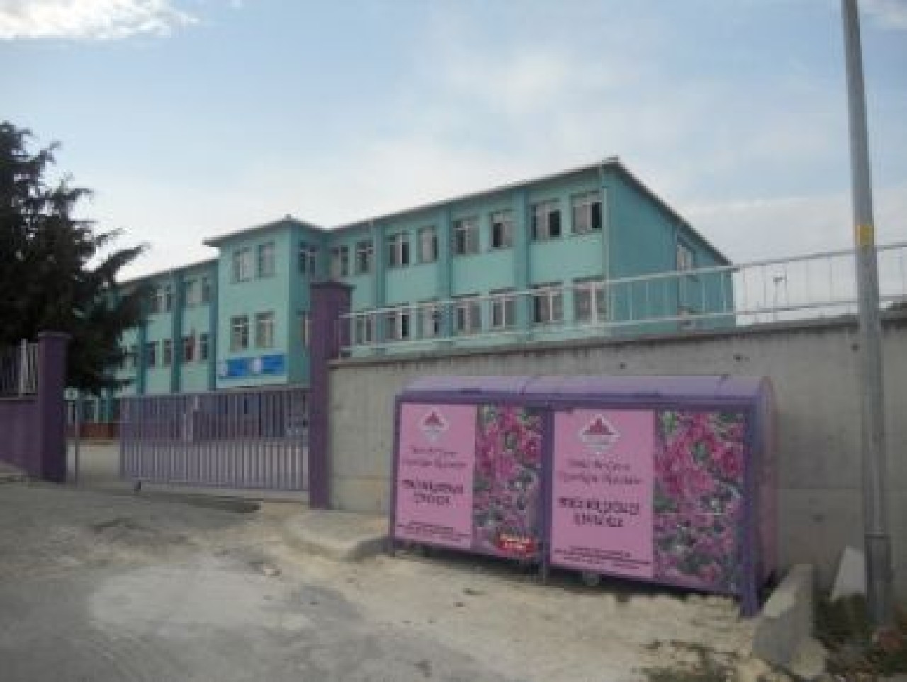 Çatalca`da konteynırlar yenileniyor