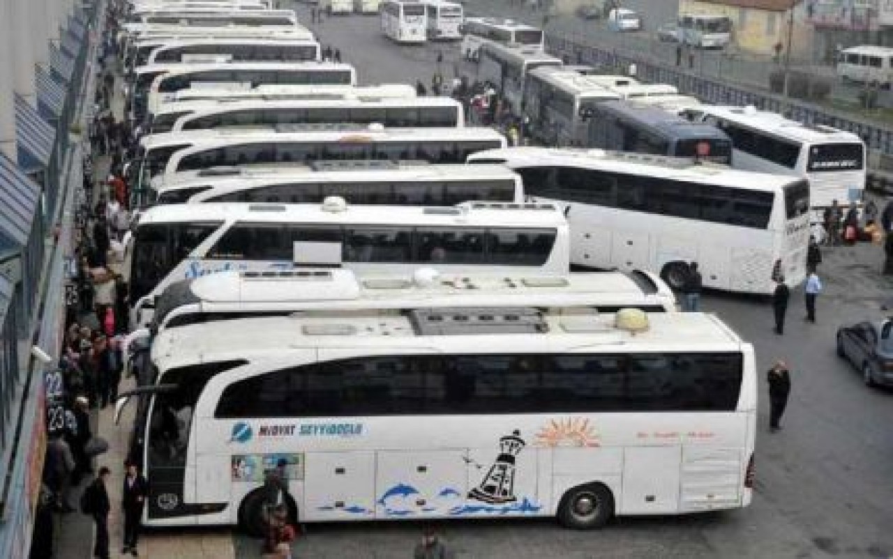 Otobüsler İstanbullulara yetmedi