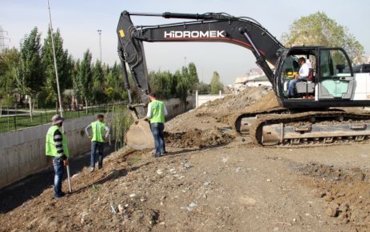 Su baskınlarına belediye müdahalesi