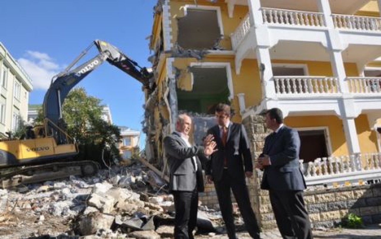 Kentsel dönüşüm sürüyor…