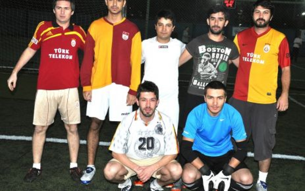 ZİRAAT KOÇ KUPASI KIZIŞTI!