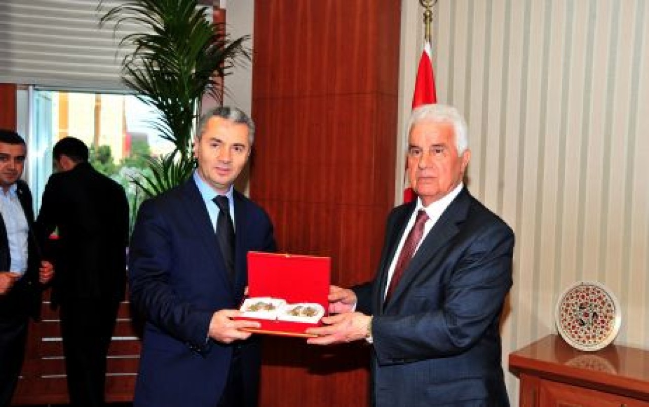 DERVİŞ EROĞLU BEYLİKDÜZÜ’NÜ ZİYARET ETTİ