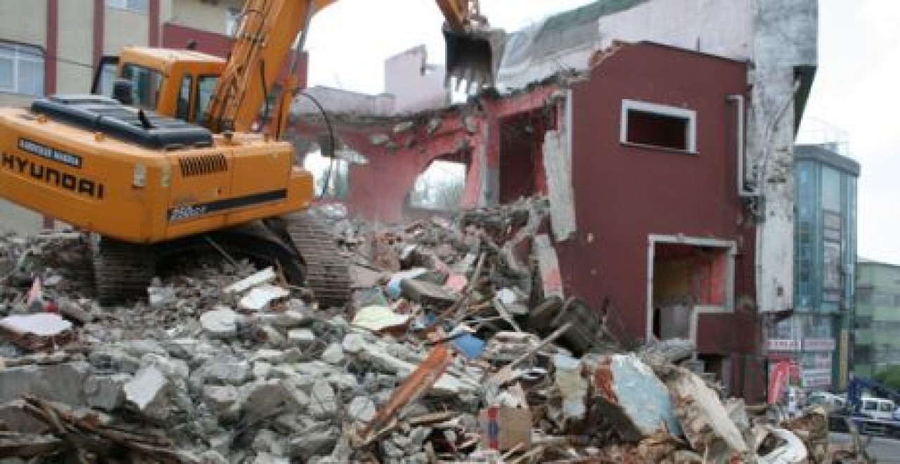 Evini Yıktırana 31 Bin Lira!