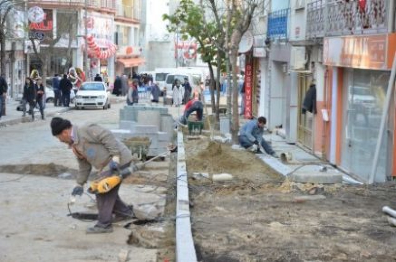 ÇALIŞMALAR DEVAM EDİYOR