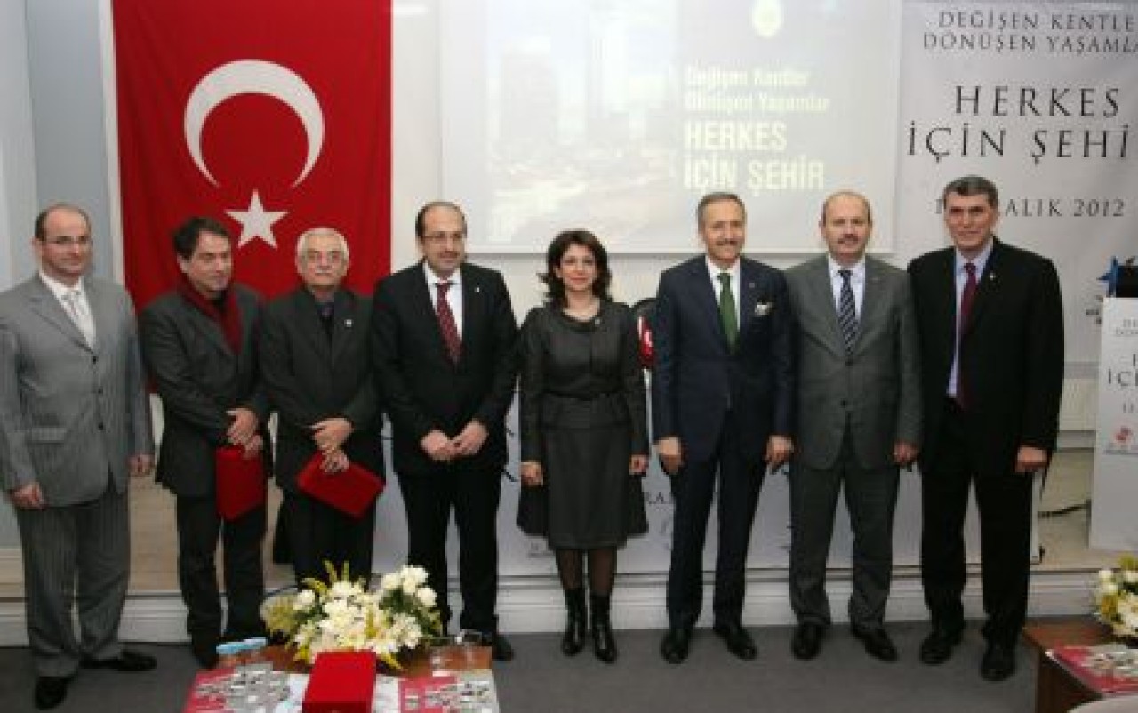 ‘Herkes için şehir’  paneli yapıldı