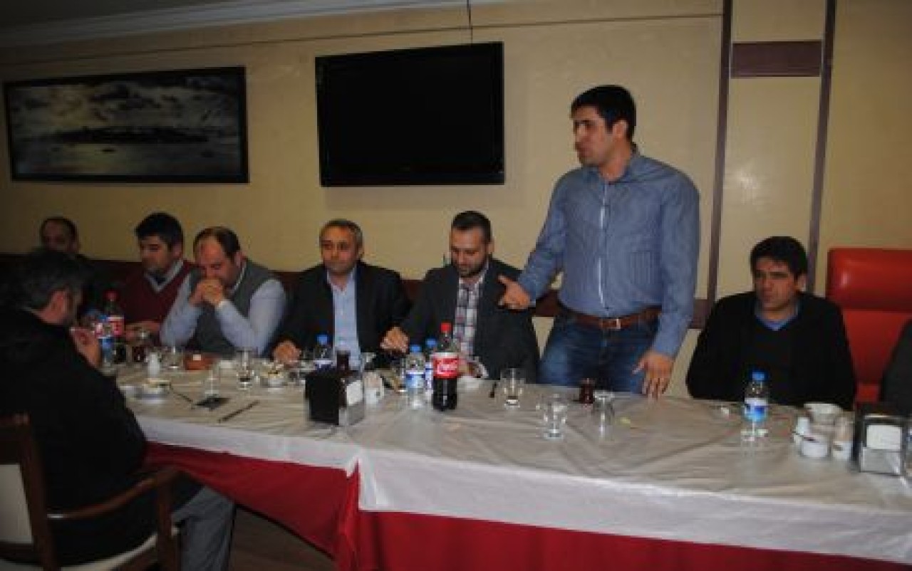 Togay Çoban mükellefleriyle buluştu