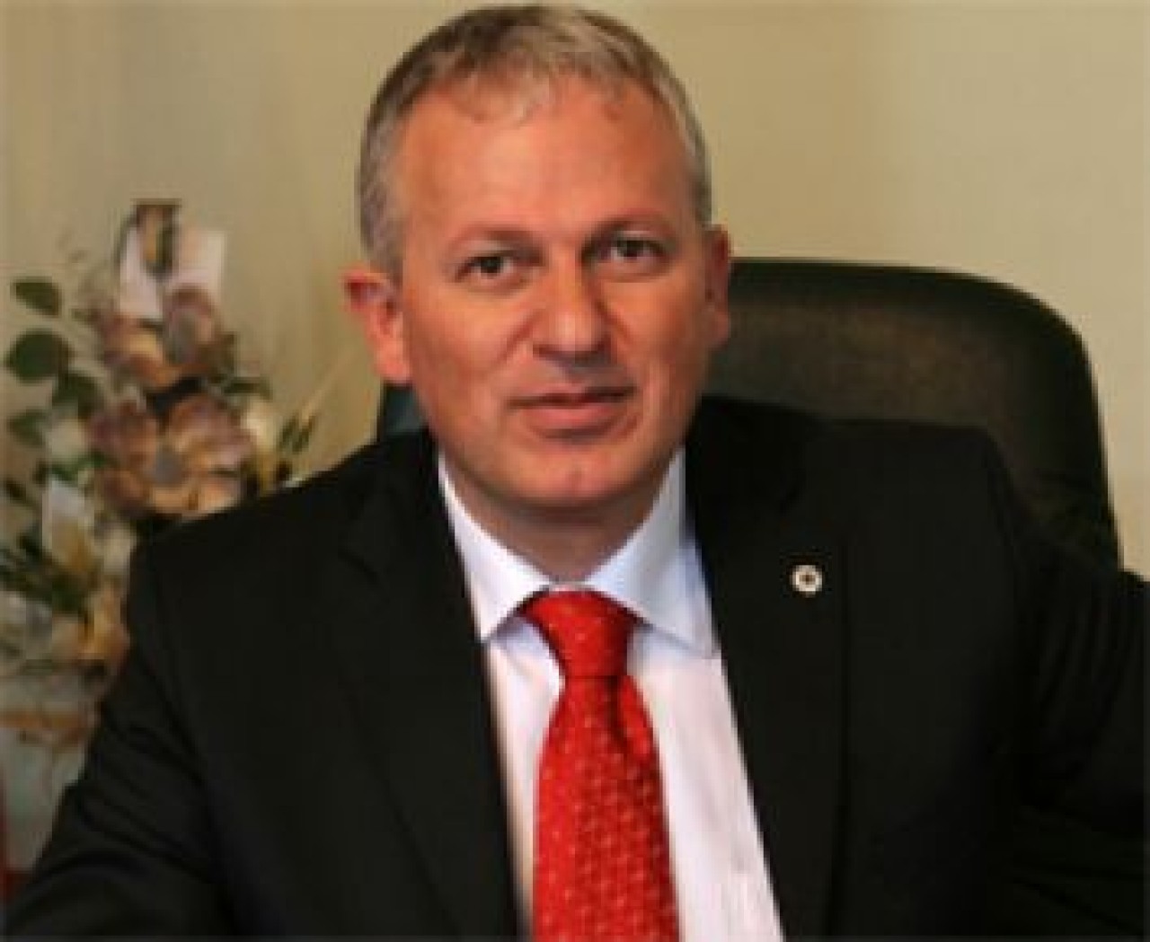 Biber gazına karşı twit önerdi