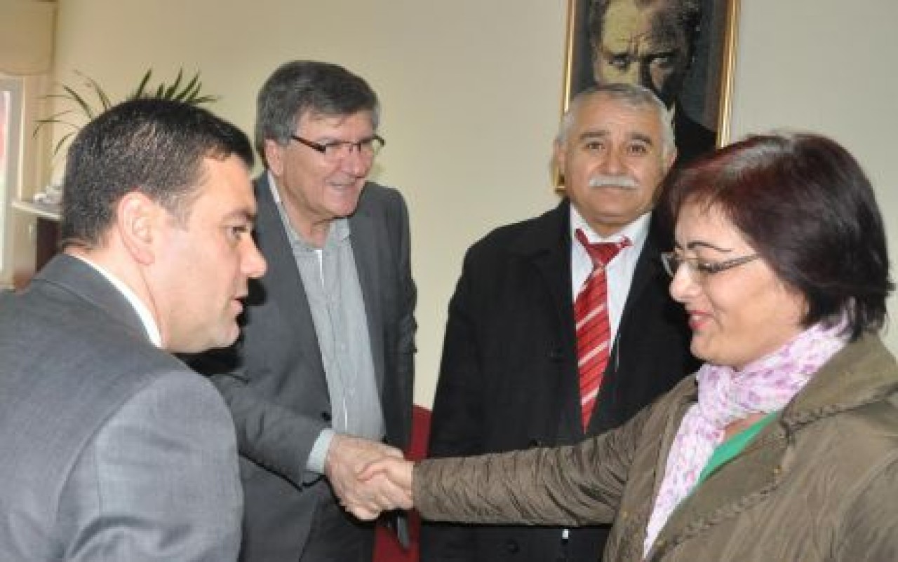 Alevi Derneği’nden CHP’ye nezaket ziyareti