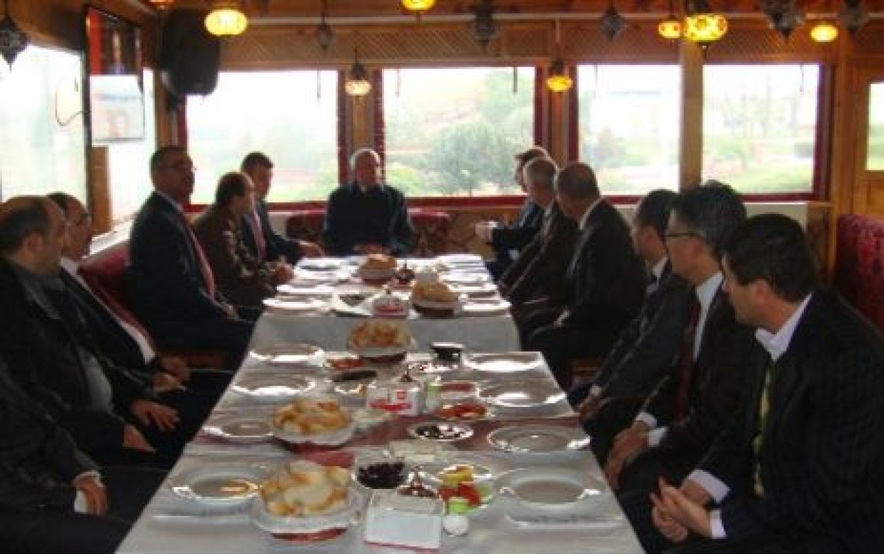 İLÇE Protokolü kahvaltıda buluştu