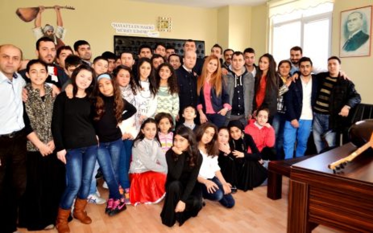 Örnek gençliğinden Birlik Cemi