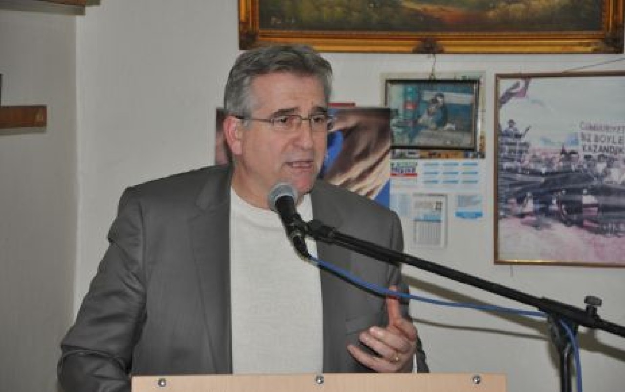 Cem Kara İhsaniye’de imar planını anlattı