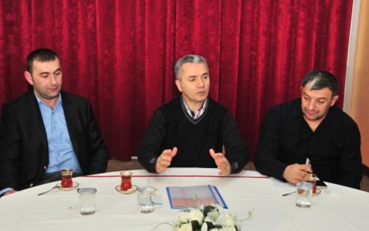 Sandık üyeleri ile Biraraya geldi