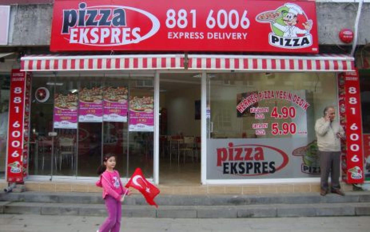 Büyükçekmece'nin pizzası hizmette