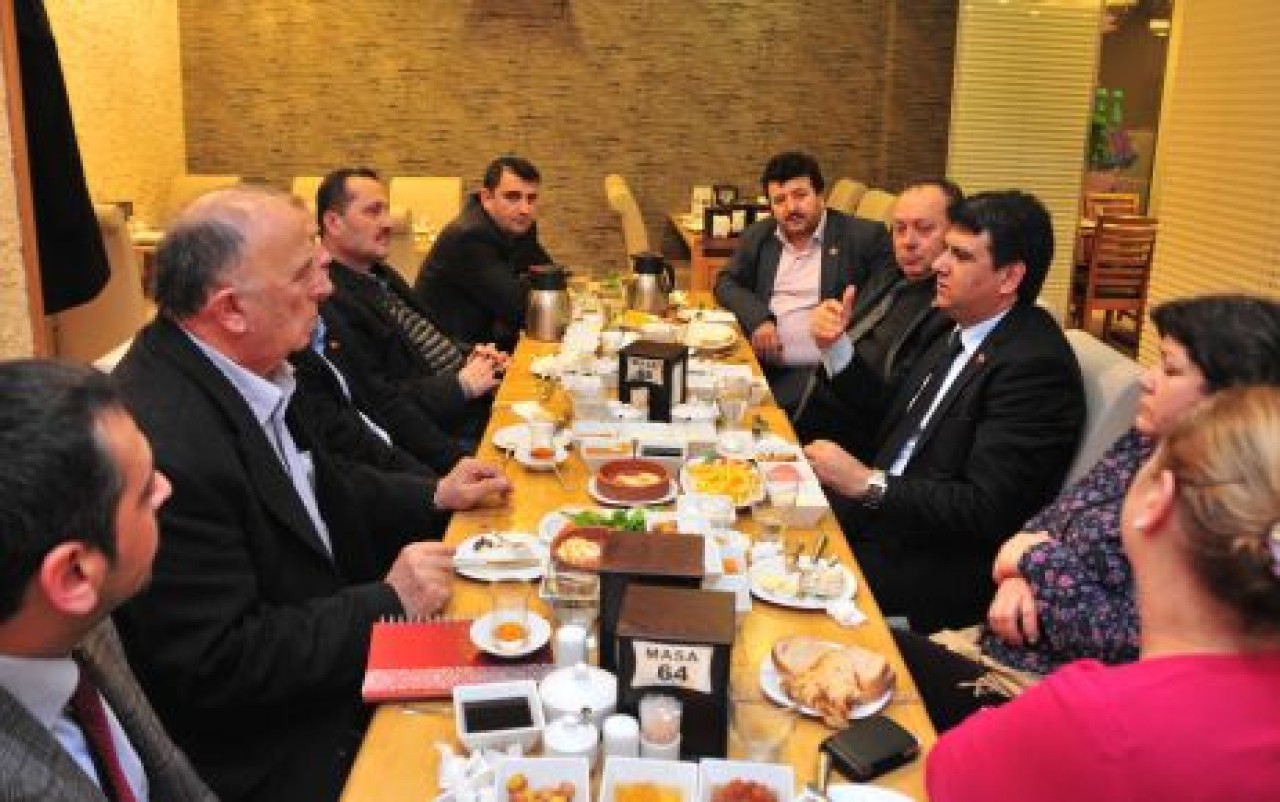 “Muhtarlar ilçe yönetimi için çok önemli”