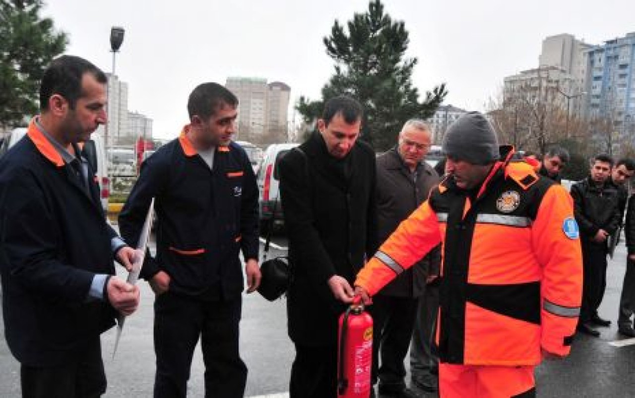 Belediye personeline yangın eğitimi