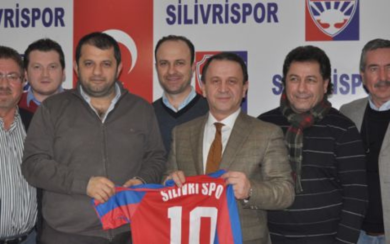 BAŞKAN IŞIKLAR’DAN SİLİVRİSPOR’A ZİYARET