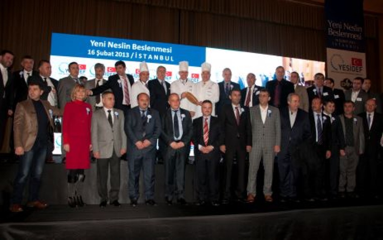 YESİDEF “OKULLARDA ÜCRETSİZ YEMEK VERELİM” DEDİ,