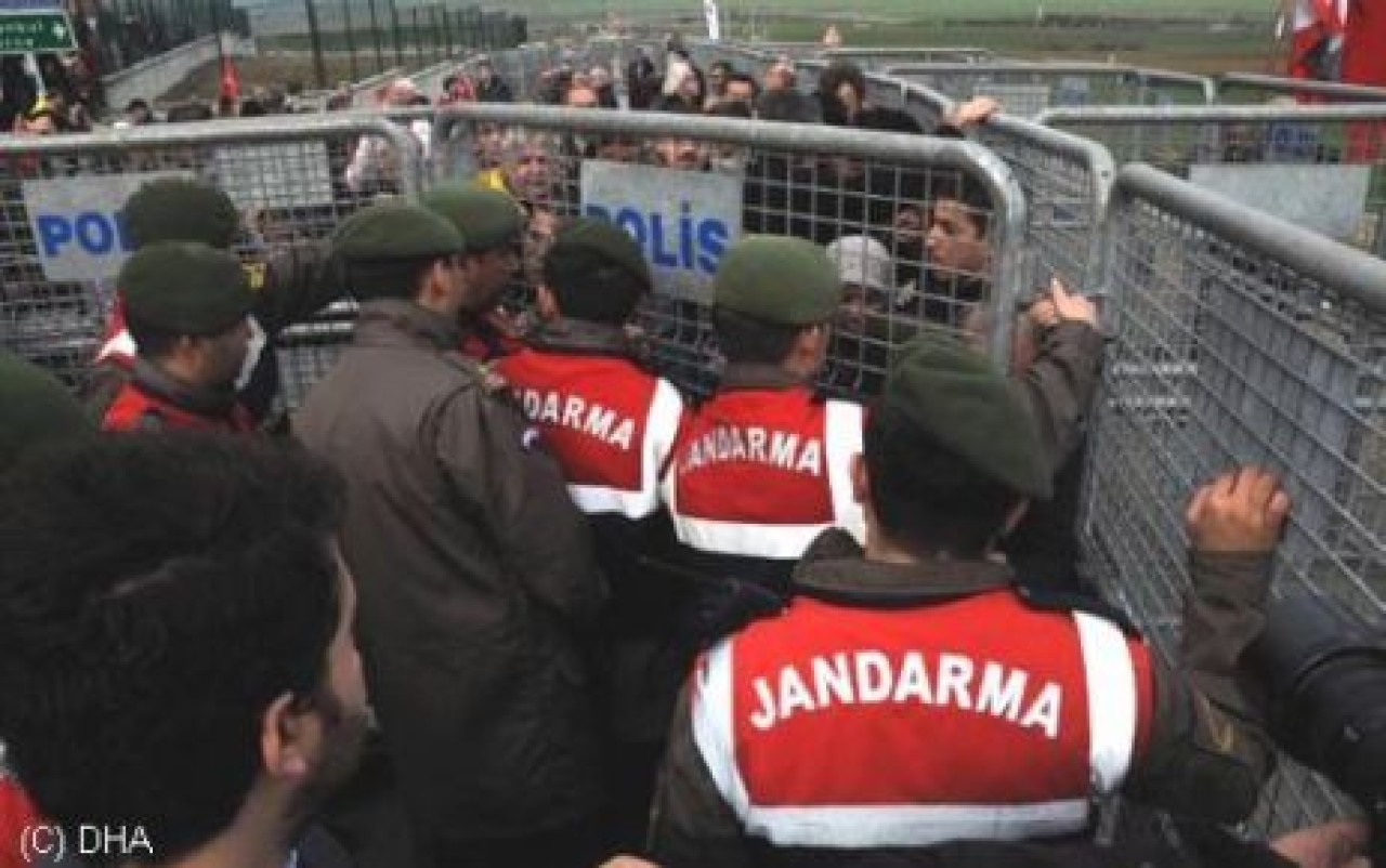 Ergenekon'da Tansiyon Yükseldi