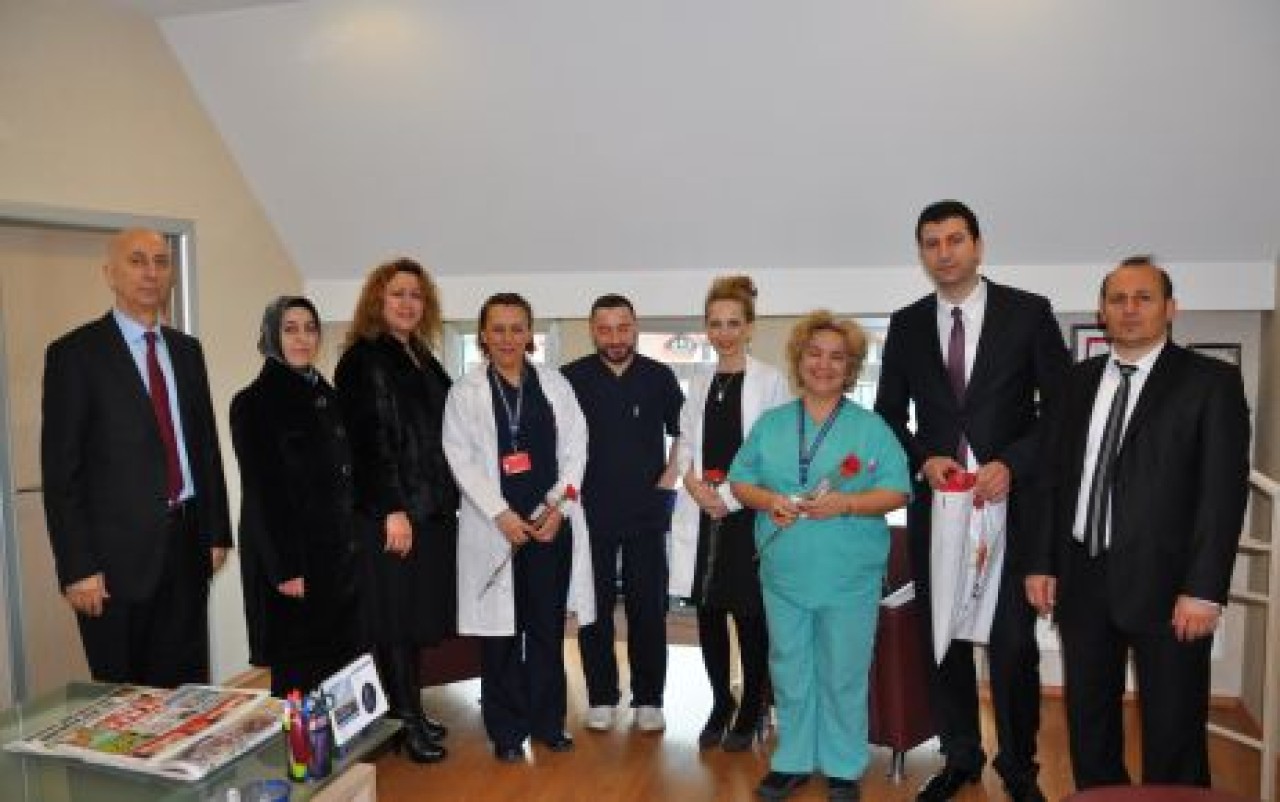 Sağlık çalışanlarına 14 Mart ziyareti
