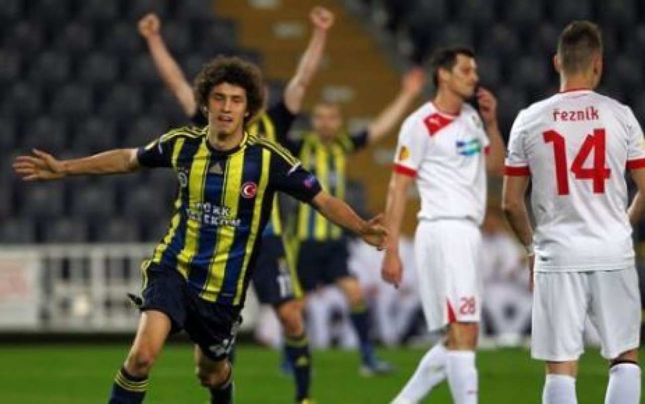 Aykut Kocaman'dan G.saray'a Taş