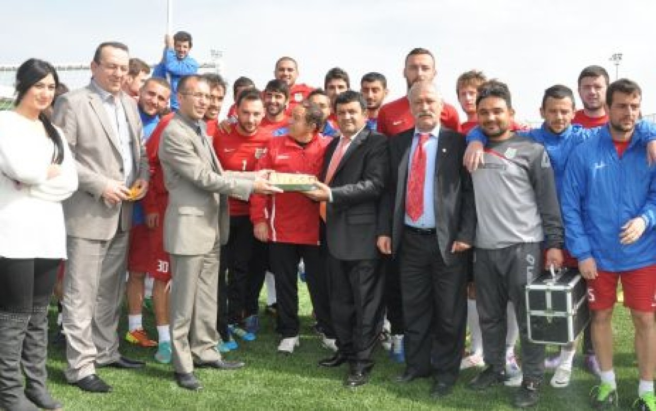 TEPECİK’E ENES TURİZM’DEN ÇIKARMA