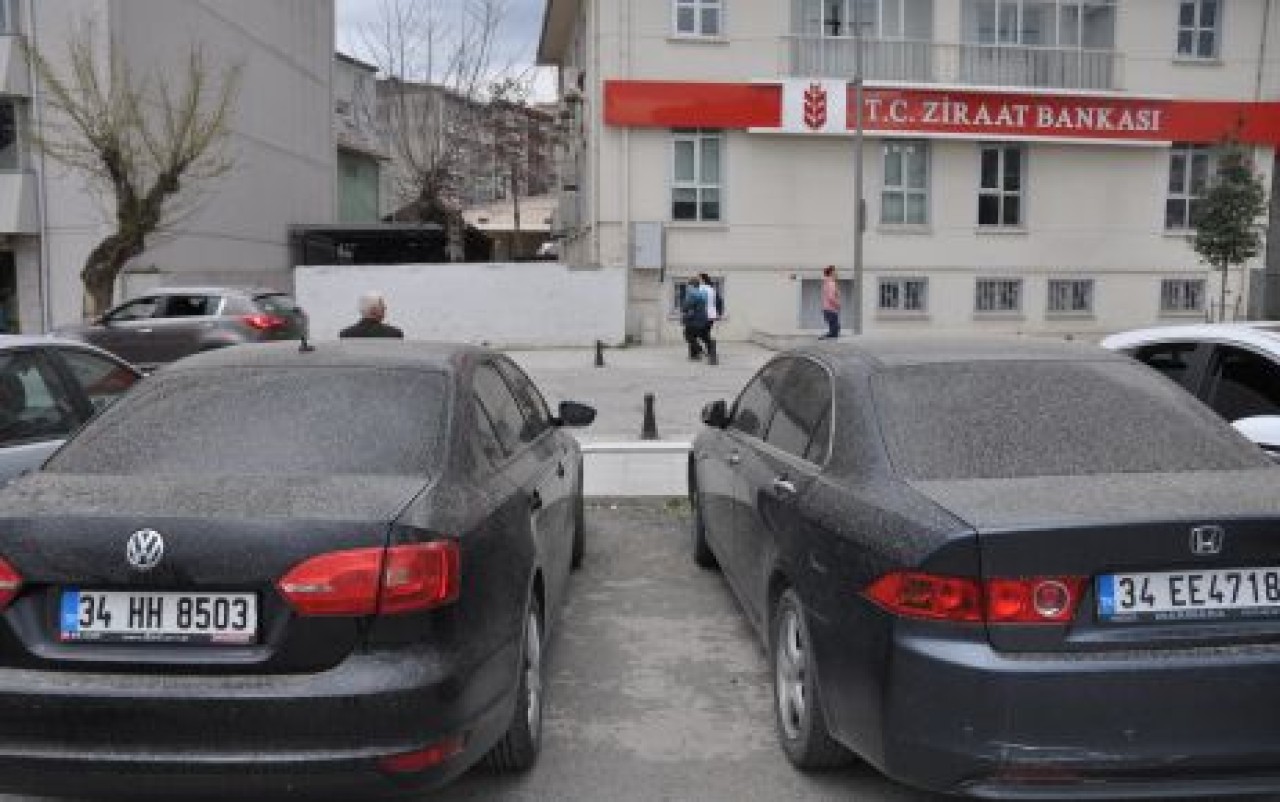 İstanbul’a çamur yağdı