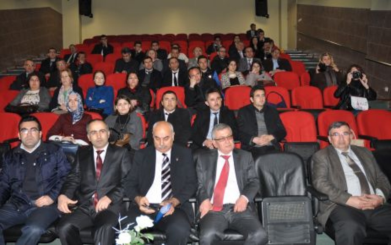 Silivri Emniyetinden uyuşturucu semineri
