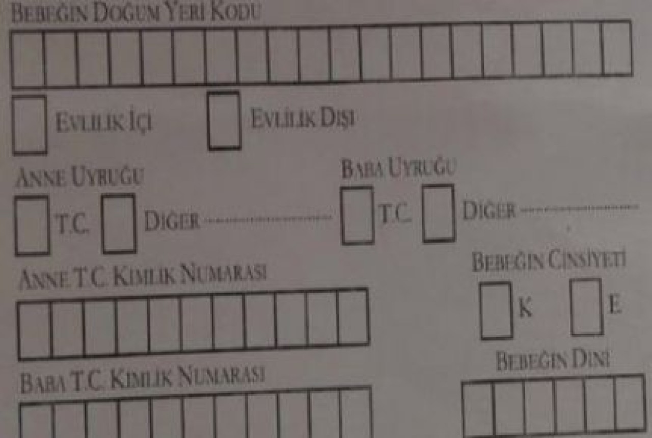 "Bebek Evlilik Dışı mı?"