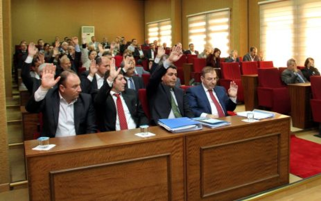 Kadıoğlu “Her projeye TU KAKA diyorlar”