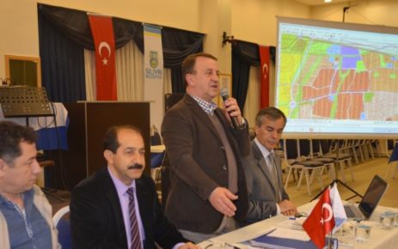 IŞIKLAR KAVAKLI’DA 5000’LİK PLANLARI ANLATTI