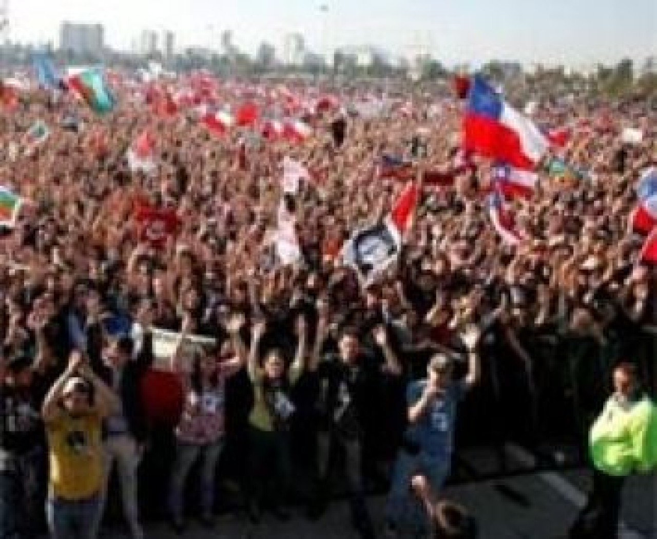 Şili'de öğrenciler sokağa aktı