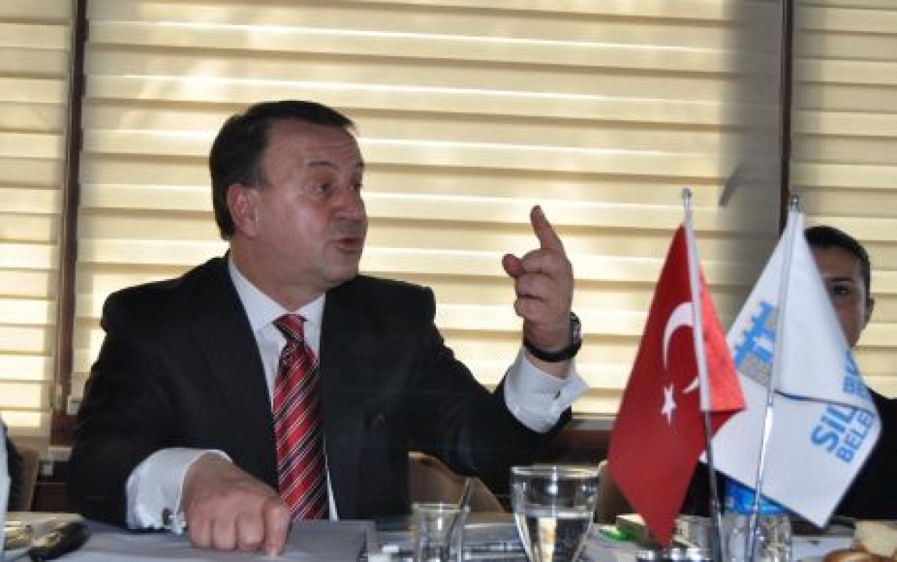 IŞIKLAR; YERİNİ VE HADDİNİ BİL!