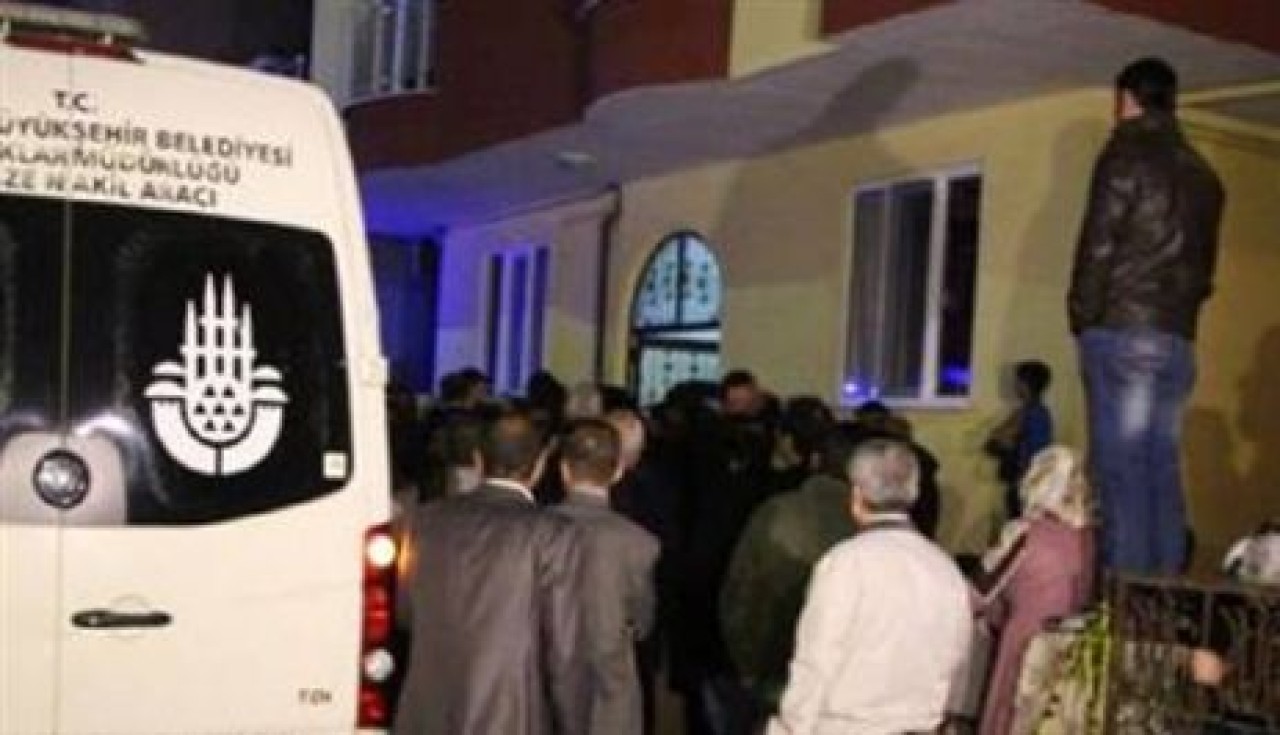 Küçükçekmece'de yangın faciası