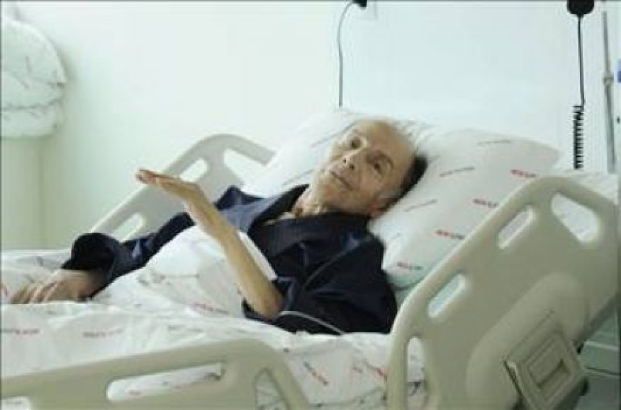 Münir Özkul yaşıyor!