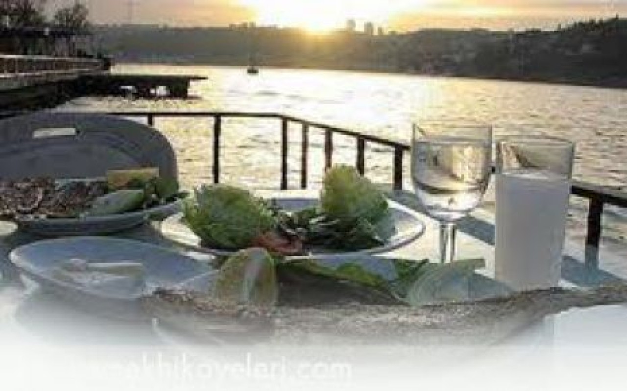 BBC, İstanbul'u ve rakıyı övdü.