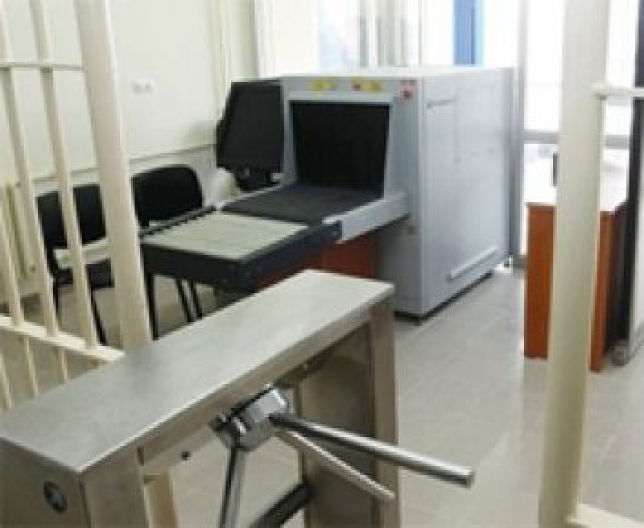 Hoştan Silivri'ye telefon soktu