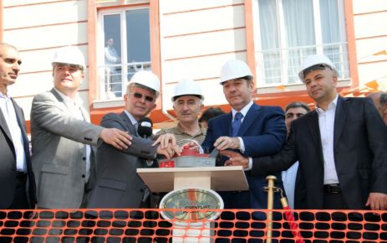 Pınar Camisinin Temeli Atıldı