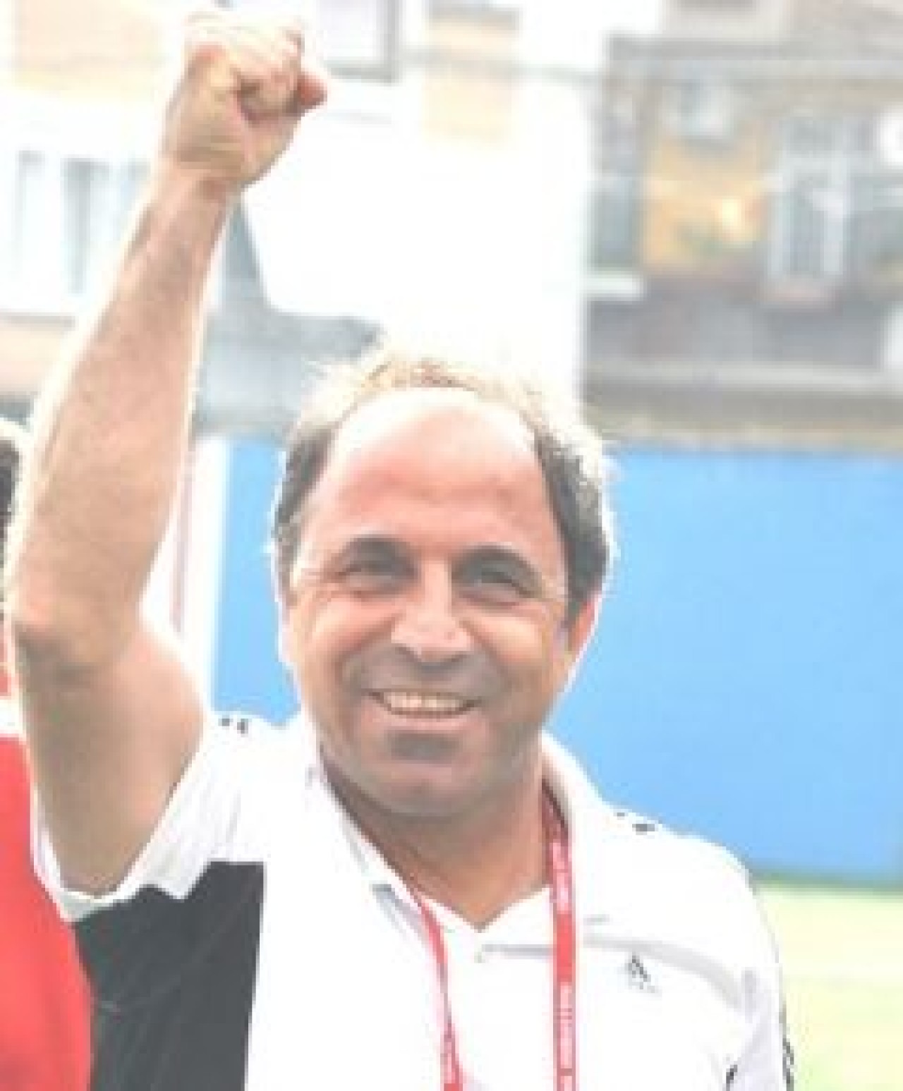 DEMİR AYRILIYOR MU?