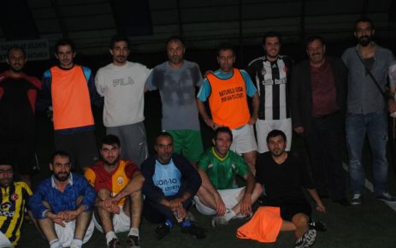 Ardahan Kültür Evi şampiyonluk yolunda