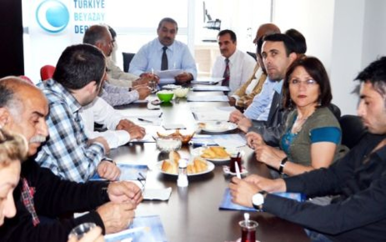 Beyazay Dernek üyeleri kahvaltıda buluştu