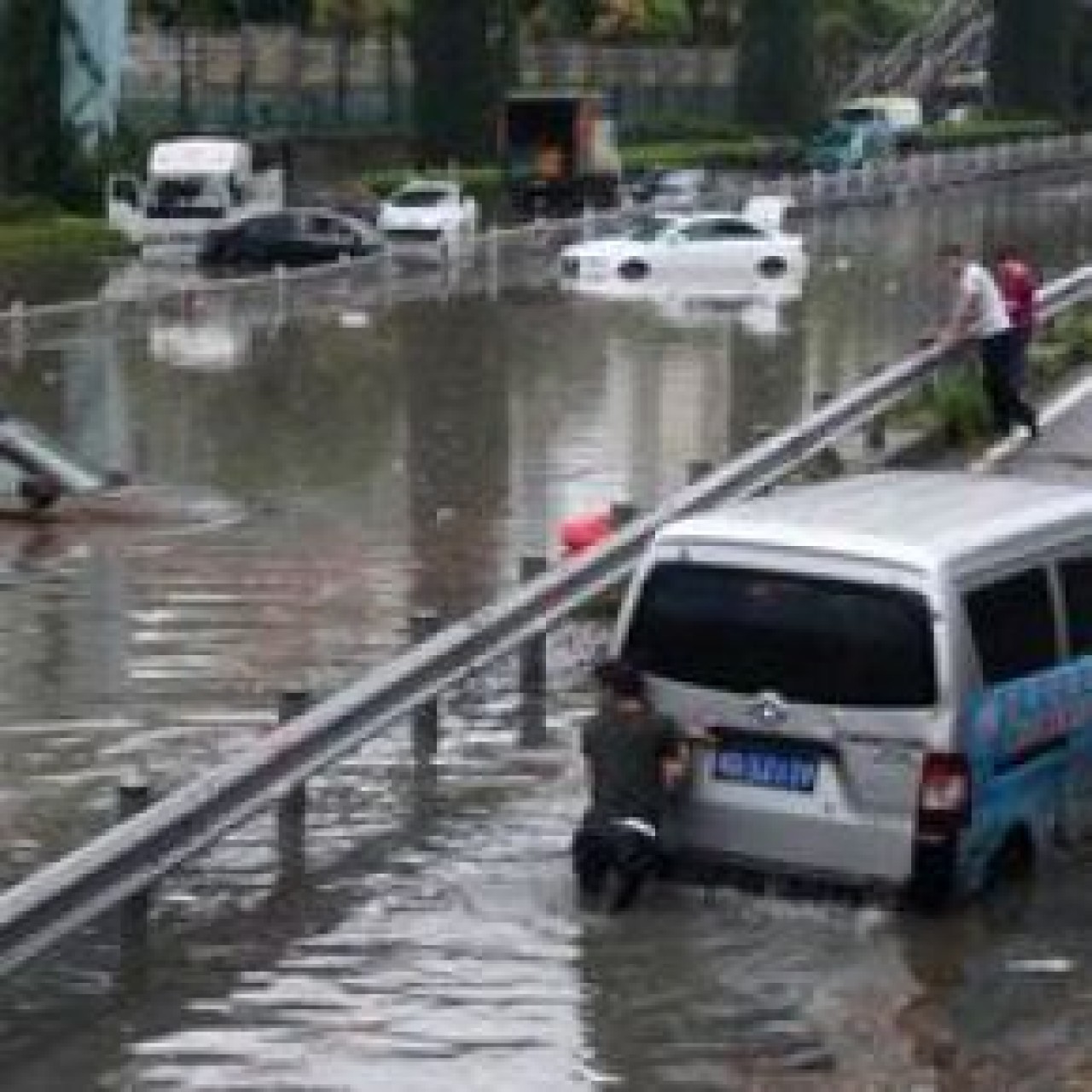 Çin'de ölü sayısı yükseliyor