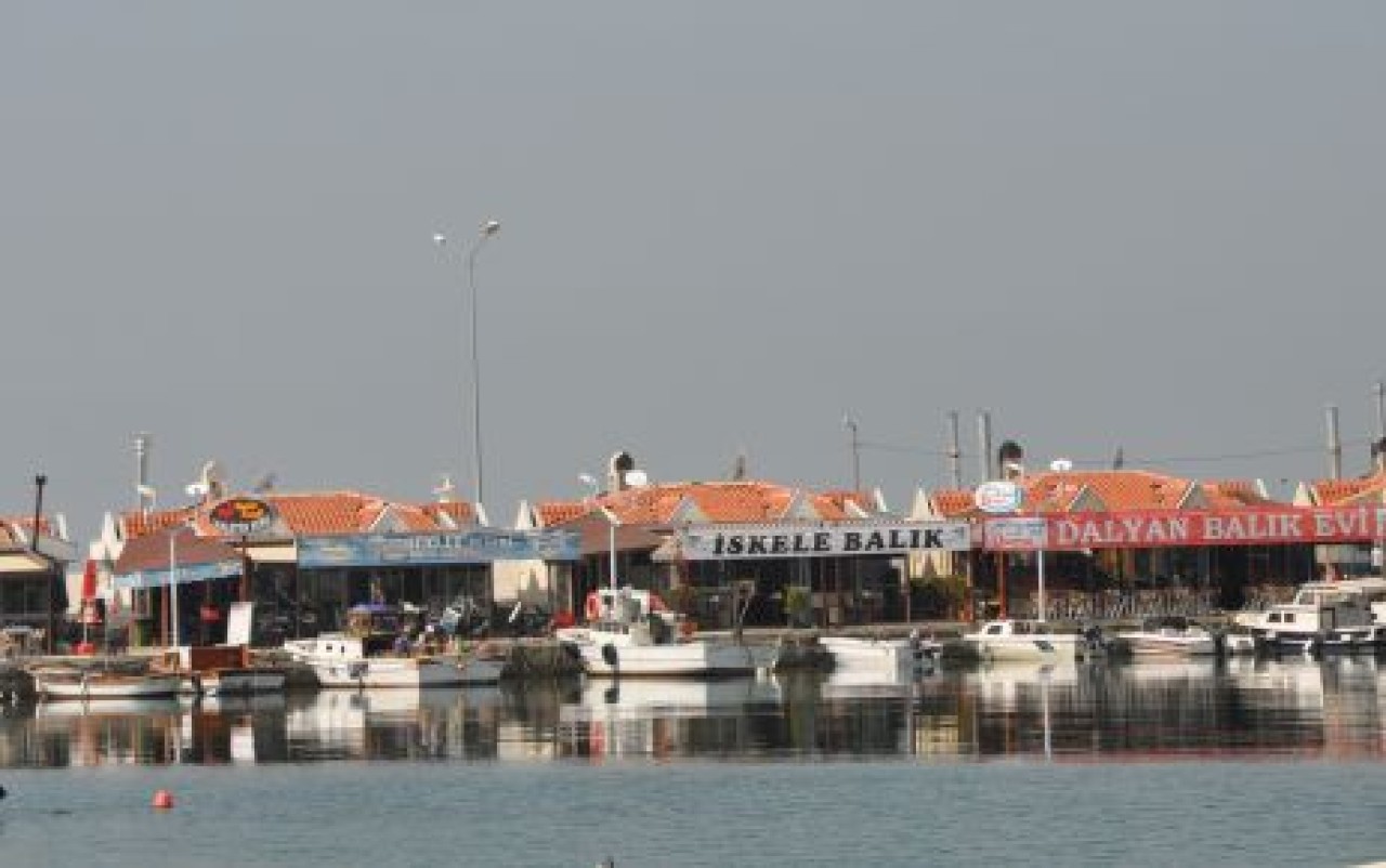 Yine bizde yıkım var