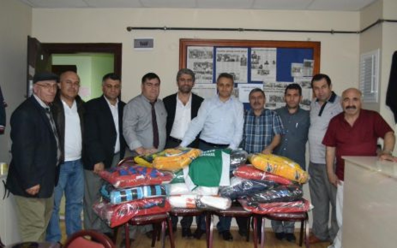 Hanak Derneğinden dayanışma örneği..